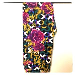 OS Floral Print Lularoe Leggings